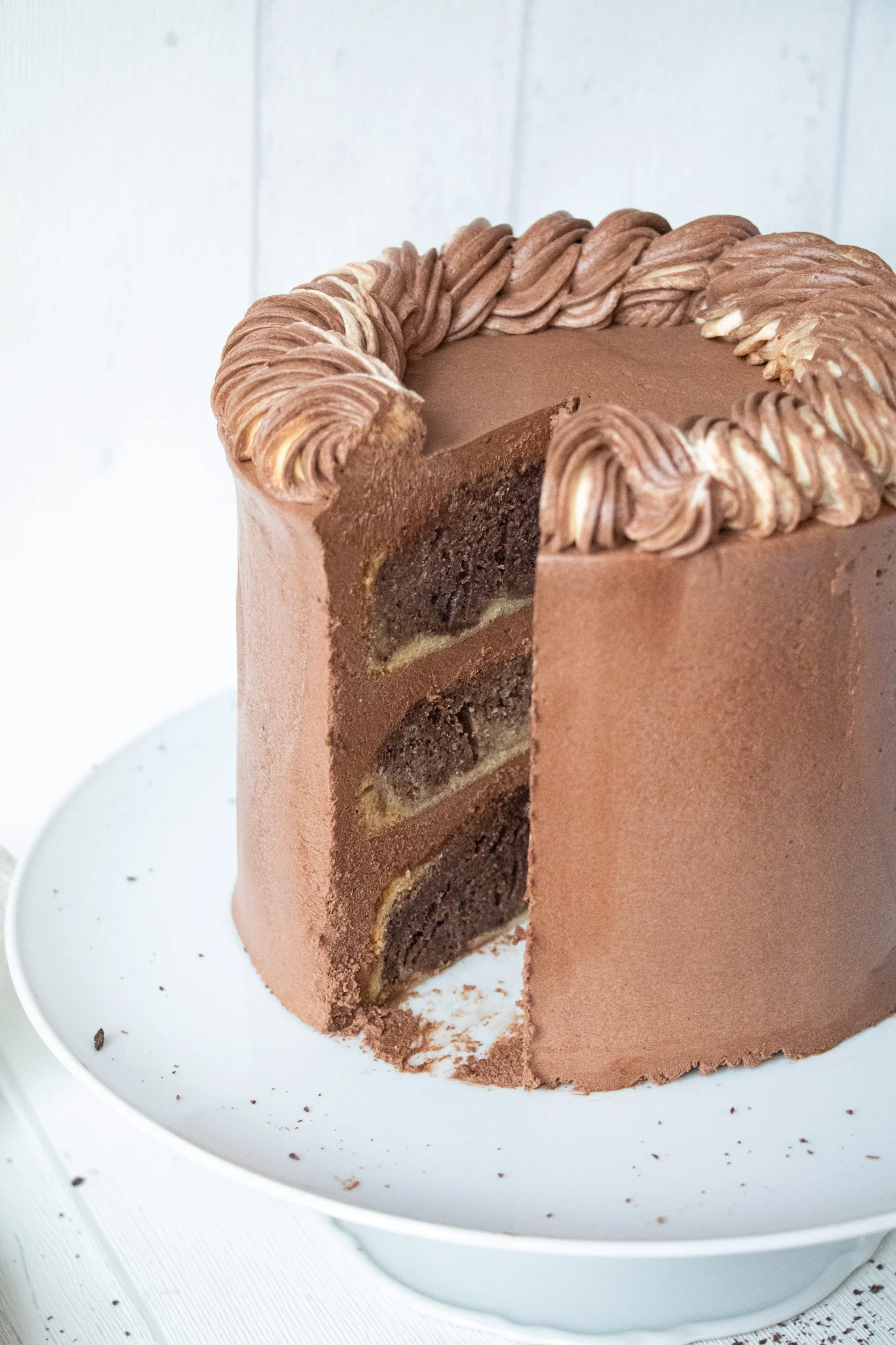 Moist-chocolate-cake-homemade-coucoucake10